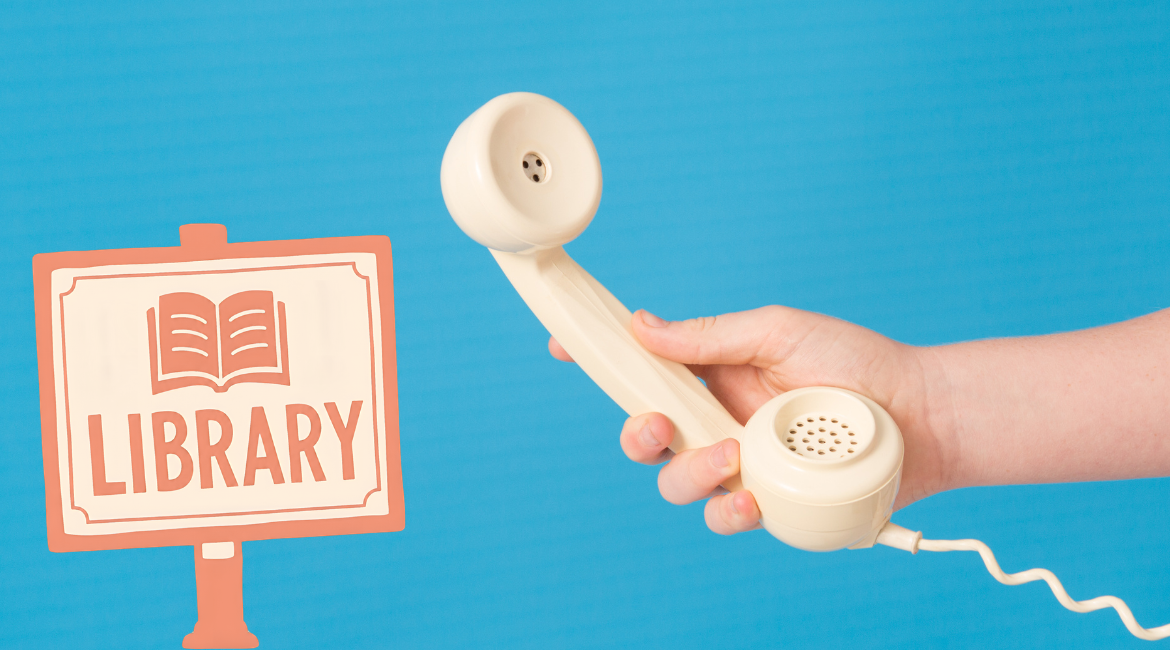 Nell'immagine si vede una mano che porge una cornetta telefonica e un cartello con scritto "library". Lo sfondo è azzurro.