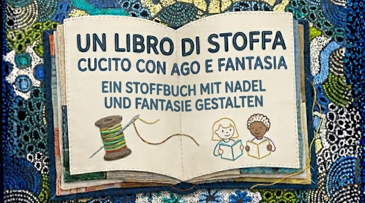 Nel libro si vede un libro di stoffa con parole ricamate. Lo sfondo è una stoffa sui toni del blu.